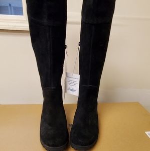 Oiled Suede Black Boots